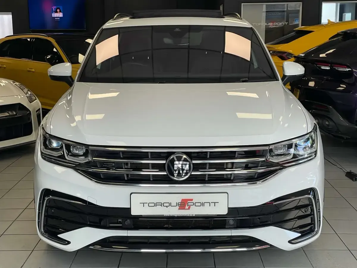 Used VW Tiguan R-line 150 HP (110 kW) 2022 White SUV