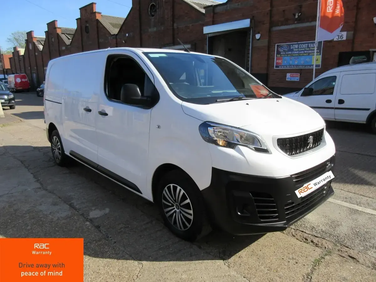 Used Peugeot Expert 120 HP (88 kW) 2020 White Van