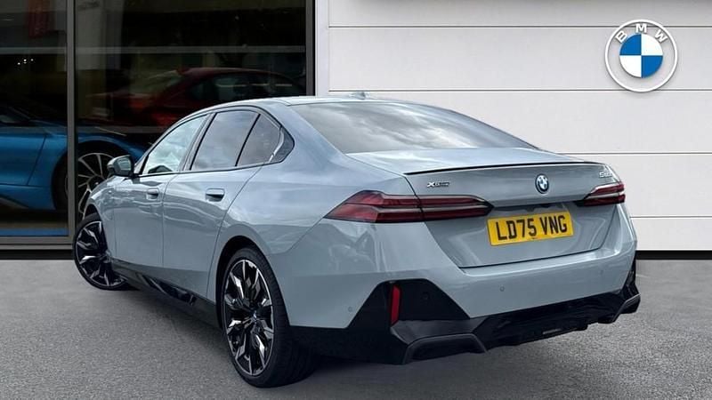 Used BMW 550e M Sport 482 HP (354 kW) 2025 Grey