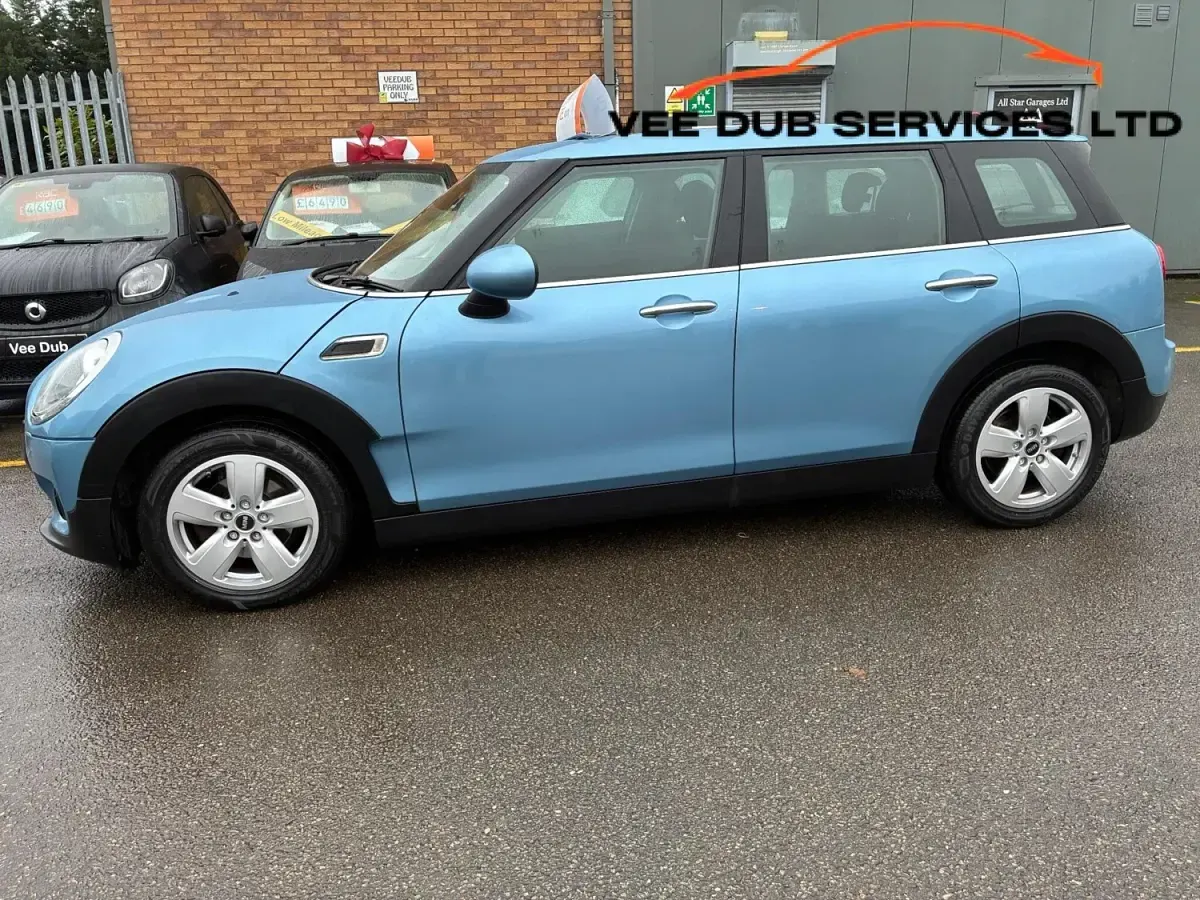 Usado Mini One Clubman 2016 Azul Familiar