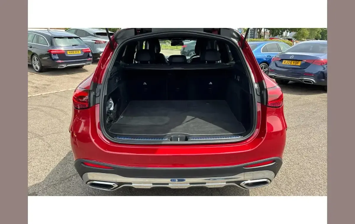 Used Mercedes GLC300 AMG line 254 HP (186 kW) 2025 Red SUV