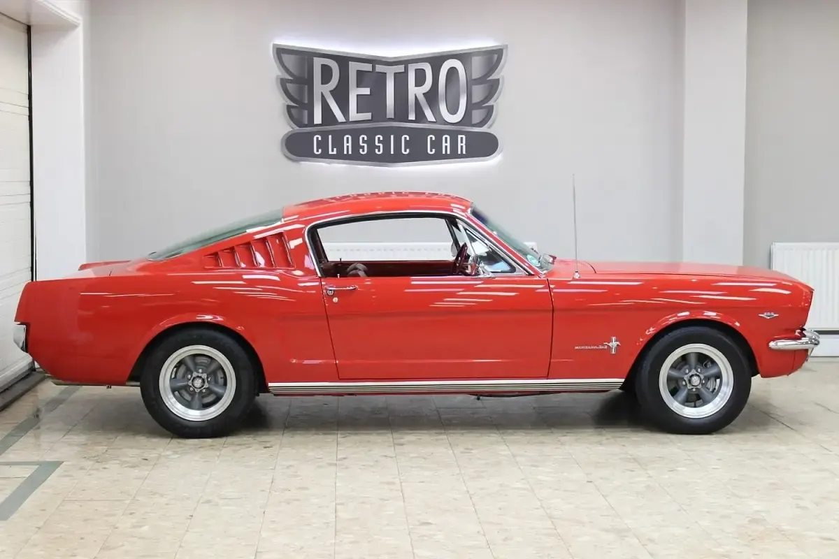 Used Ford Mustang Fastback 2015 Red Coupe