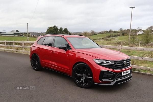 Used VW Touareg Black Edition 286 HP (210 kW) 2024 Red SUV