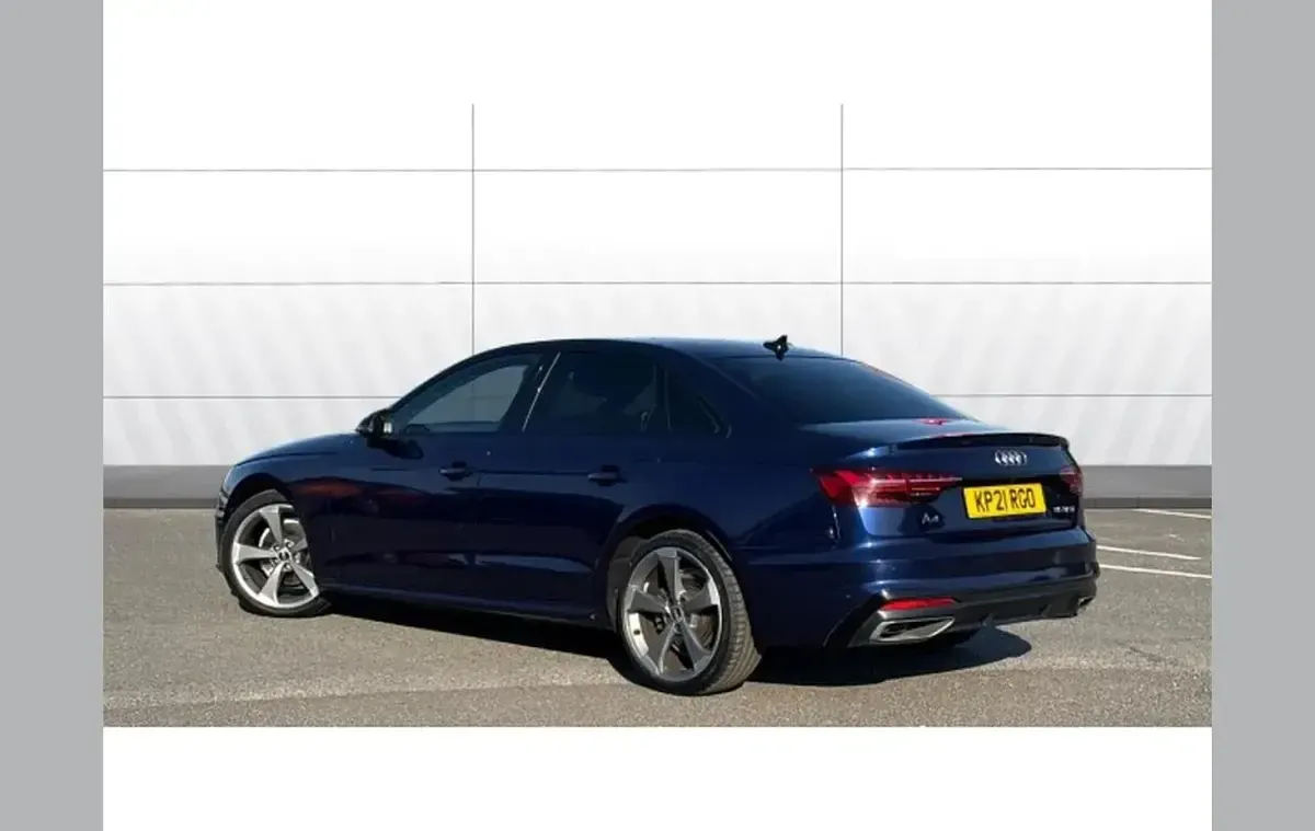 Used Audi A4 Black Edition 147 HP (108 kW) 2021 Blue Sedan