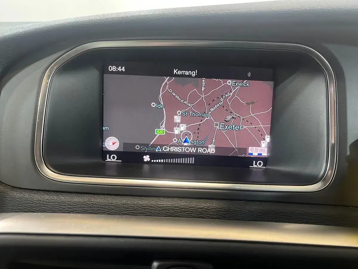 Used Volvo V40 Pro 2018 Red Hatchback