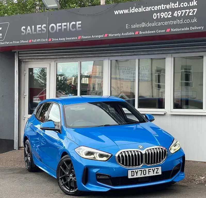 Used BMW 118 M Sport 140 HP (102 kW) 2020 Blue Hatchback