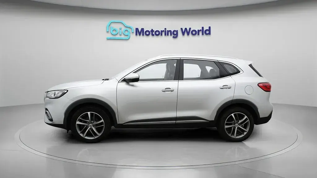 Usado MG HS 2023 Prateado SUV