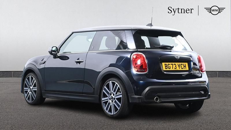 Used Mini Cooper Exclusive 134 HP (98 kW) 2023 Black Hatchback