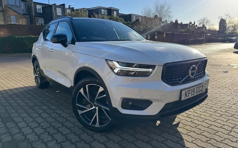 Used Volvo XC40 R-Design Pro 190 HP (139 kW) 2019 White SUV