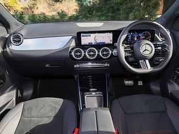 Used Mercedes GLA200 Executive 150 HP (110 kW) 2025 Black SUV