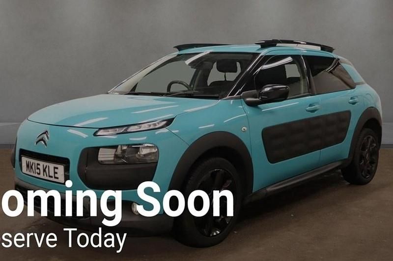 Used Citroën C4 Cactus Flair 110 HP (80 kW) 2015 Blue Hatchback