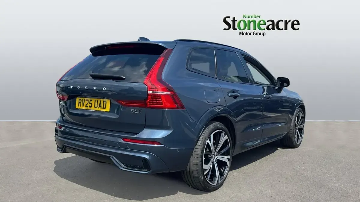 Used Volvo XC60 Ultra 250 HP (183 kW) 2025 Blue SUV