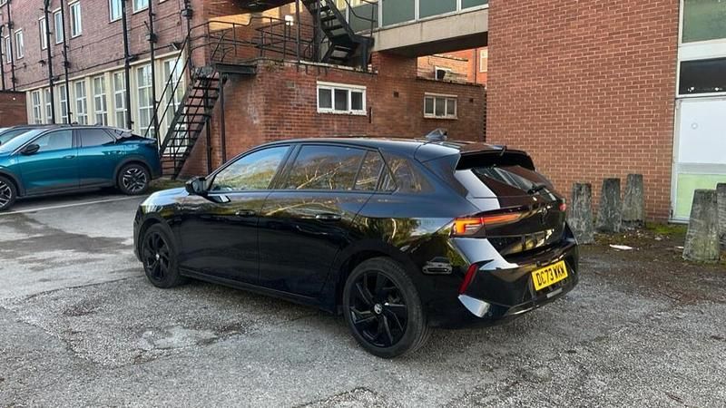Used Vauxhall Astra S 128 HP (94 kW) 2024 Black Hatchback
