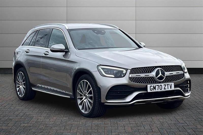 Used Mercedes GLC220 AMG Line Premium 194 HP (142 kW) 2021 Mojave silver Estate