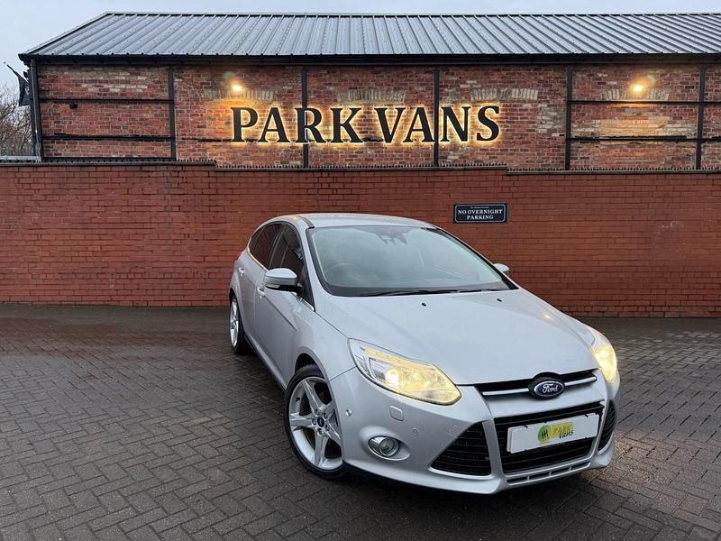 Usado Ford Focus Titanium X 163 HP (119 kW) 2012 Prateado Citadino