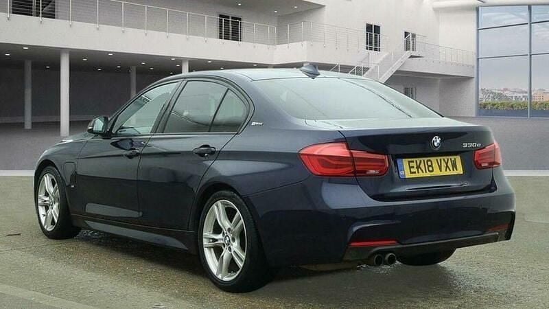 Used BMW 330e M Sport 2018 Blue