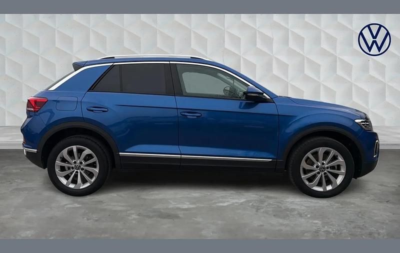 Used VW T-Roc Style 150 HP (110 kW) 2023 Blue SUV