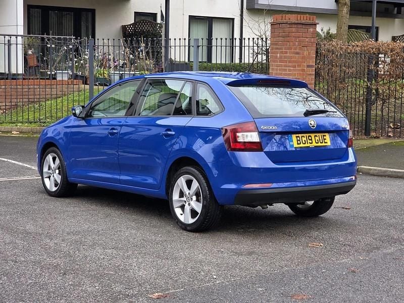 Used Skoda Rapid SE 110 HP (80 kW) 2019 Blue Hatchback