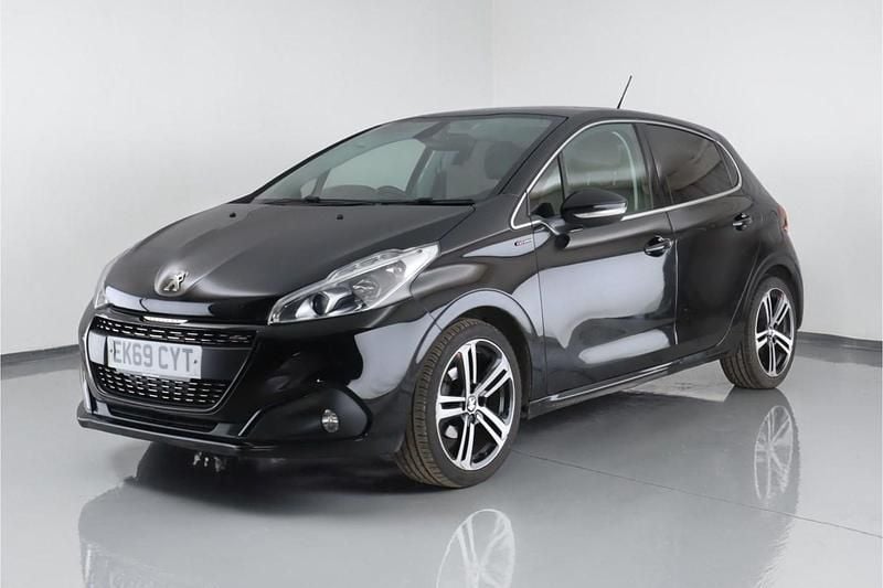 Second-hand Peugeot 208 GT-line 2019 Negru Hatchback