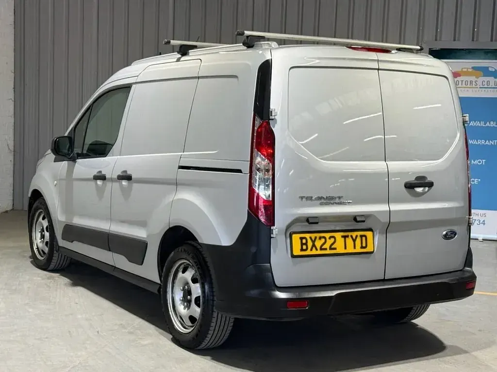 Käytetty Ford Transit Connect 100 HP (73 kW) 2022 Hopea Tila-auto