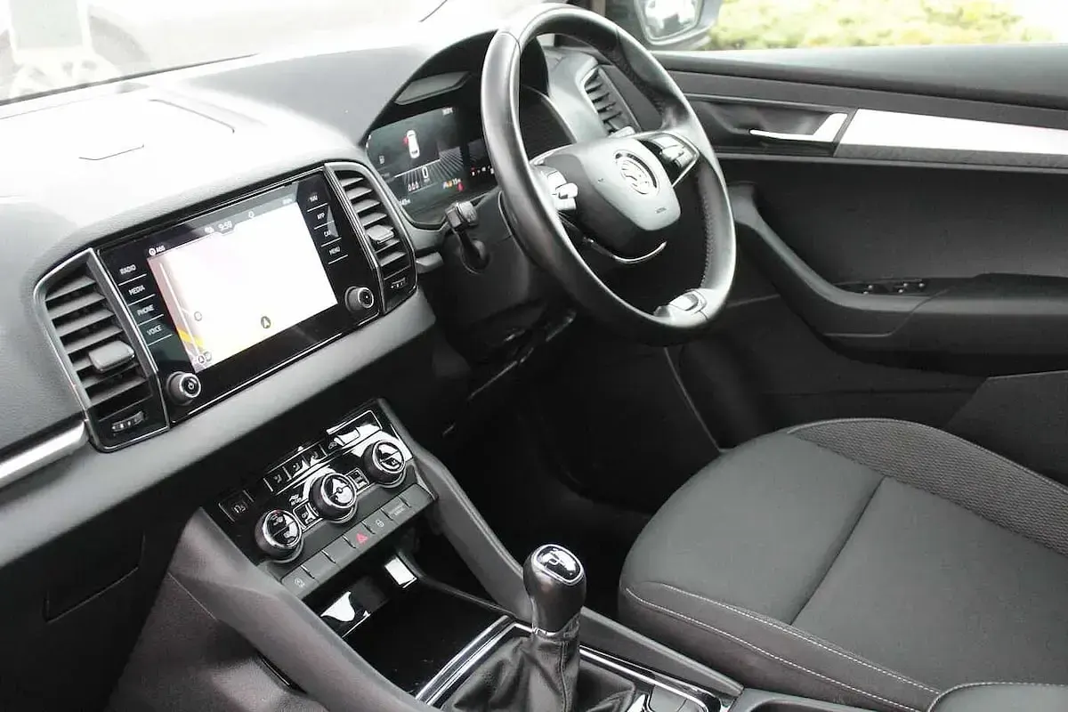 Used Skoda Karoq SE Drive 107 HP (78 kW) 2022 Black magic pearl effect SUV