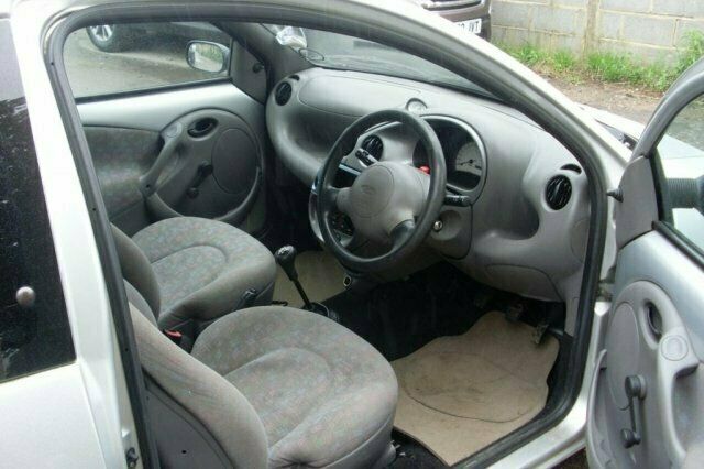 Used Ford Ka 59 HP (43 kW) 2000 Hatchback