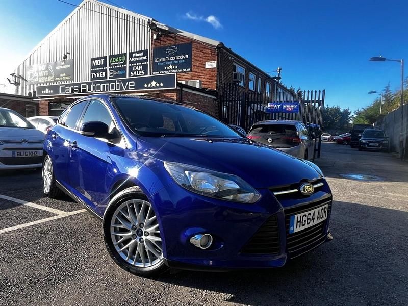 Blue Used 2014 Ford Focus Zetec Hatchback | £4,695 (Fair price) - Image 1/4
