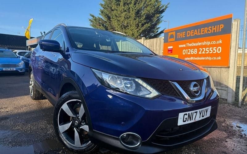 Used Nissan Qashqai N-Connecta 116 HP (85 kW) 2017 Blue SUV