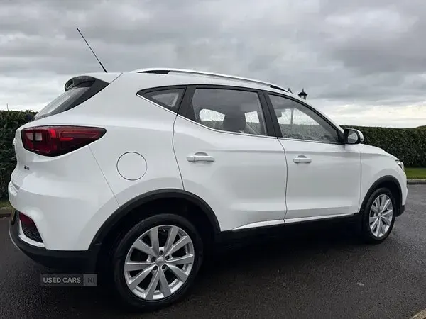 Used MG ZS Excite 106 HP (77 kW) 2019 White SUV