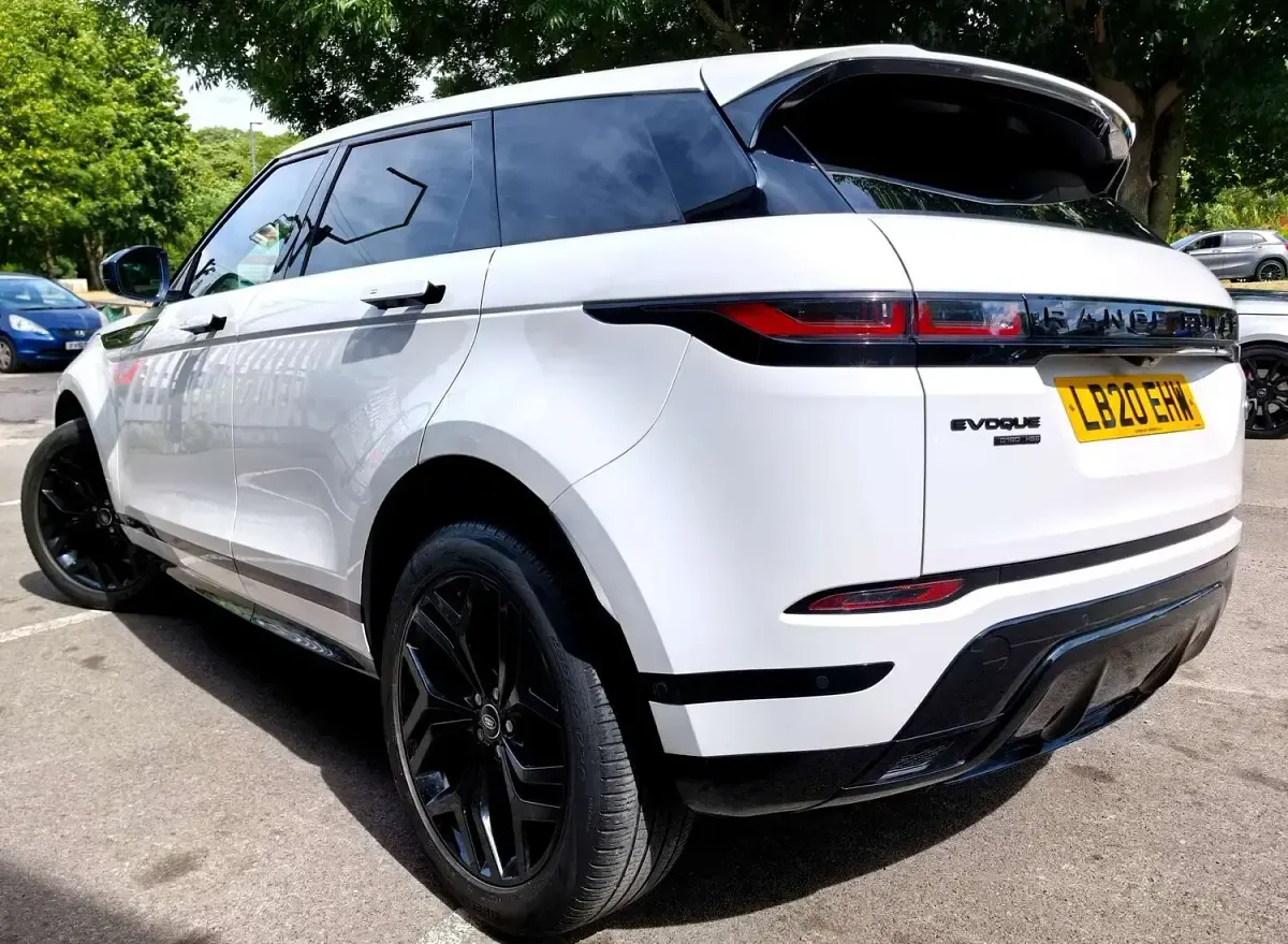 Used Land Rover Range Rover evoque HSE Dynamic 2020 White SUV