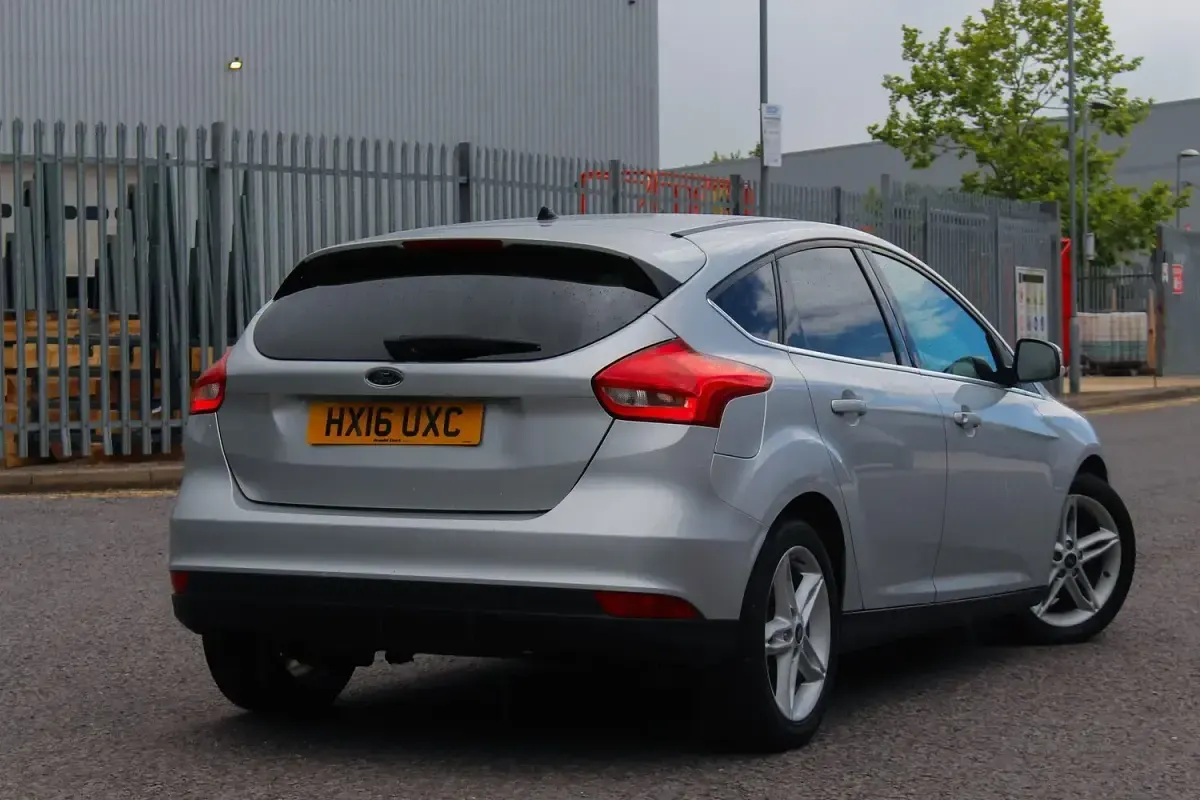 Used Ford Focus Zetec 2016 Silver Hatchback