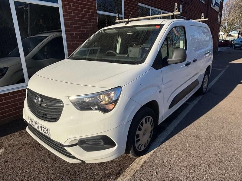 Used Vauxhall Combo Sportive 2020 White MPV