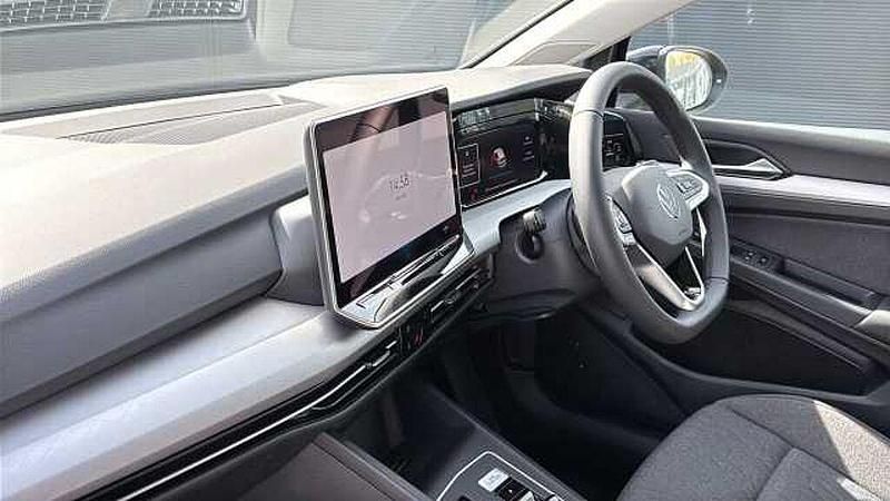 New VW Golf VIII 150 HP (110 kW) 2025