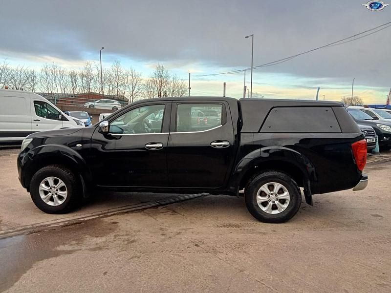 Used Nissan Navara Acenta 2016 Black Pickup