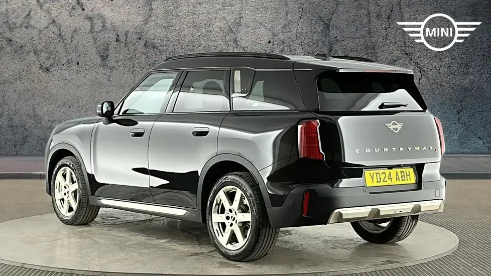Usado Mini Countryman 215 HP (158 kW) 2024 Preto SUV