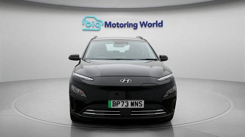 Used Hyundai Kona SE 100 kW (136 HP) 2024 Black SUV
