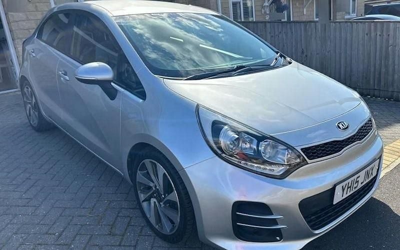 Silver Used 2015 Kia Rio 3 Hatchback | £8,480 (Fair price) - Image 1/4