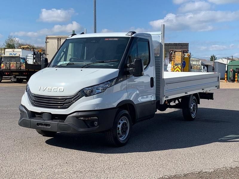 New Iveco Daily 140 HP (102 kW) 2026 White