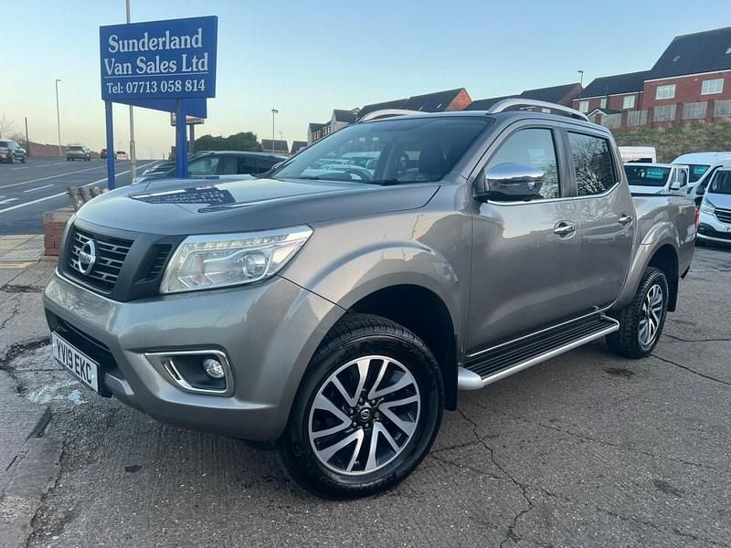Grey Used 2019 Nissan Navara Tekna Pickup | £12,995 (Good price) - Image 1/4