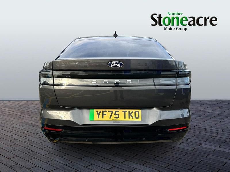 Usado Ford Capri Premium 250 kW (340 HP) 2025 Cinzento SUV