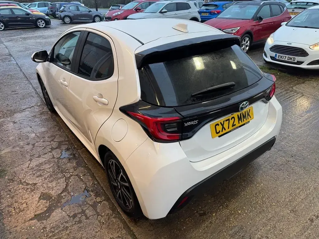 Used Toyota Yaris Design 2022 White Hatchback