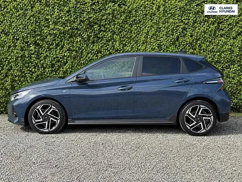 Used Hyundai i20 N Line 100 HP (73 kW) 2024 Blue Hatchback