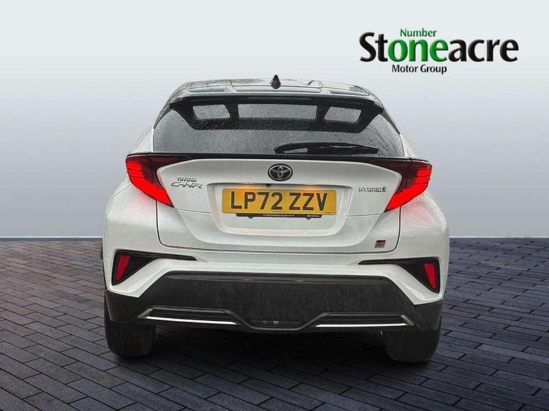 Used Toyota C-HR Sport 122 HP (89 kW) 2023 White SUV