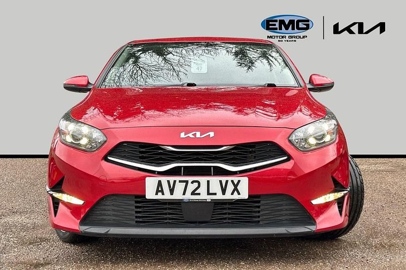 Used Kia Ceed 158 HP (116 kW) 2023 Red Hatchback