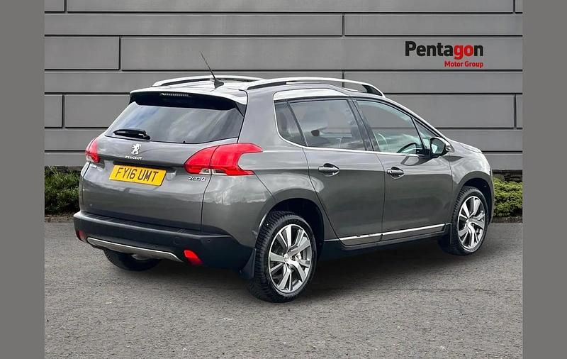 Second-hand Peugeot 2008 128 CP (94 kW) 2016 Gri SUV