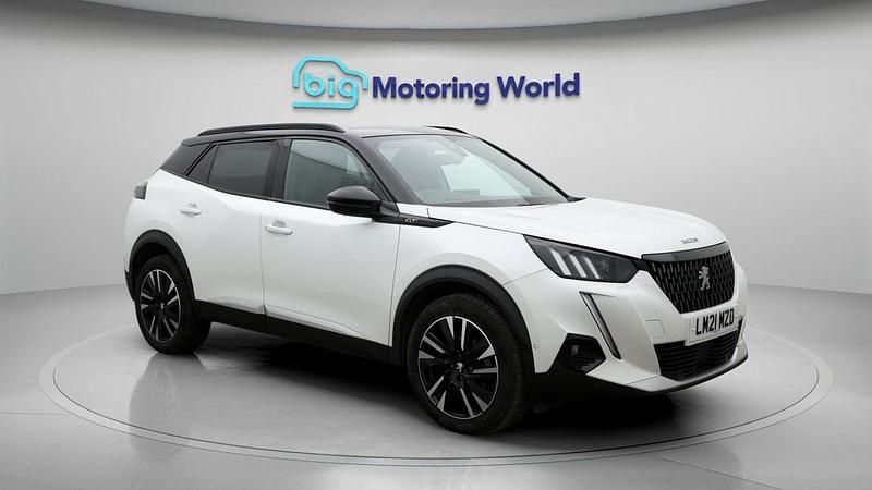 White Used 2021 Peugeot 2008 Premium SUV | £14,116 (Fair price) - Image 1/4