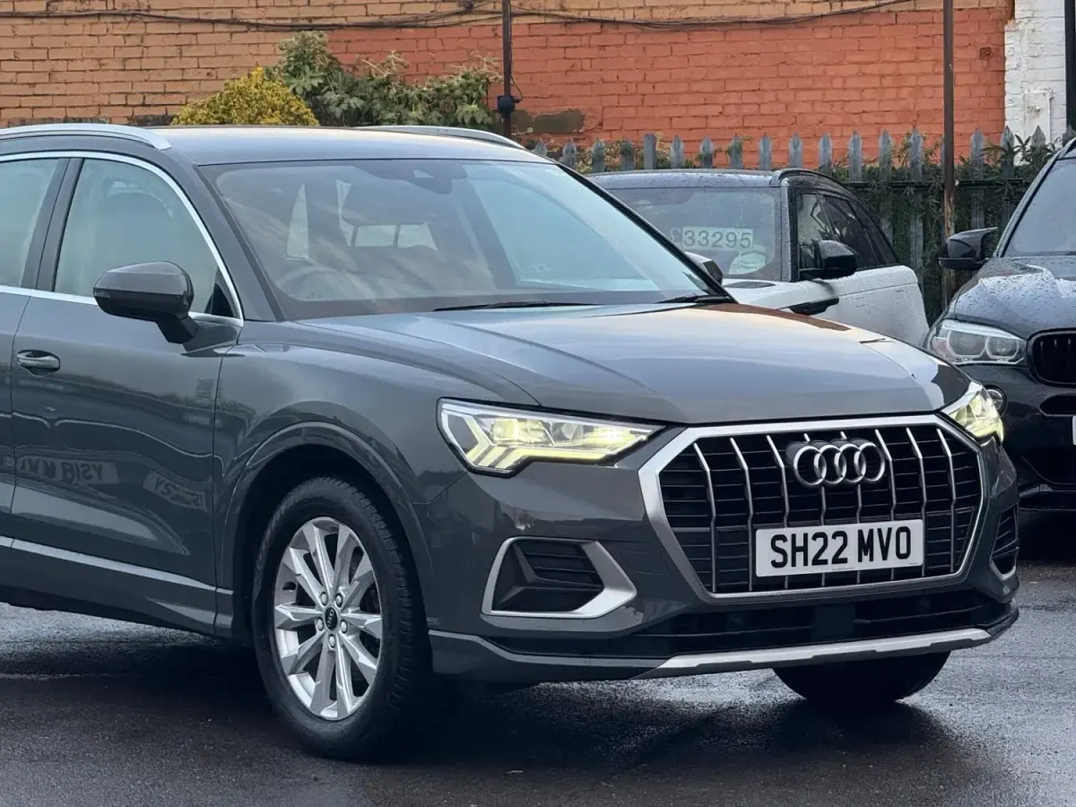 Używany Audi Q3 Sport 150 KM (110 kW) 2022 Szary SUV