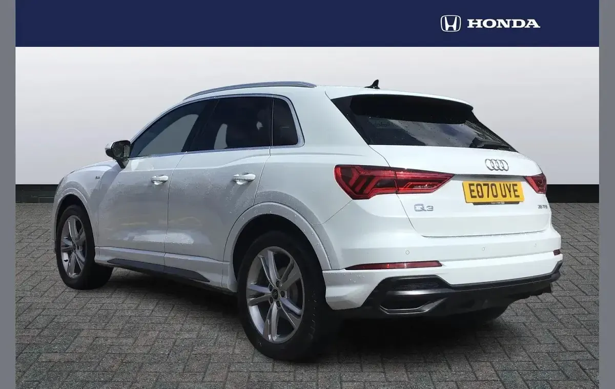 Used Audi Q3 S-Line 150 HP (110 kW) 2021 White SUV