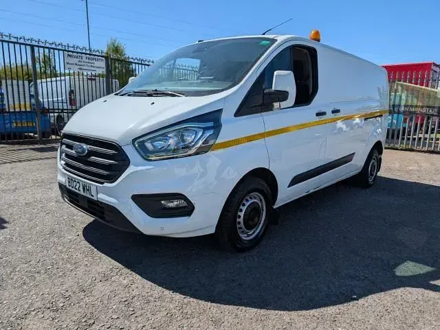 Used Ford Transit Custom Trend 130 HP (95 kW) 2022 White Van