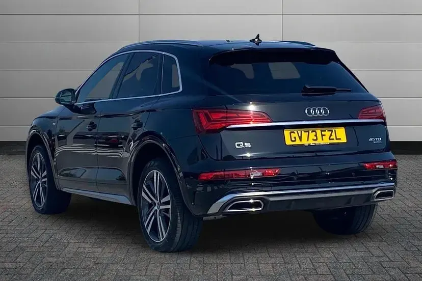 Used Audi Q5 S-Line 204 HP (150 kW) 2024 Black SUV